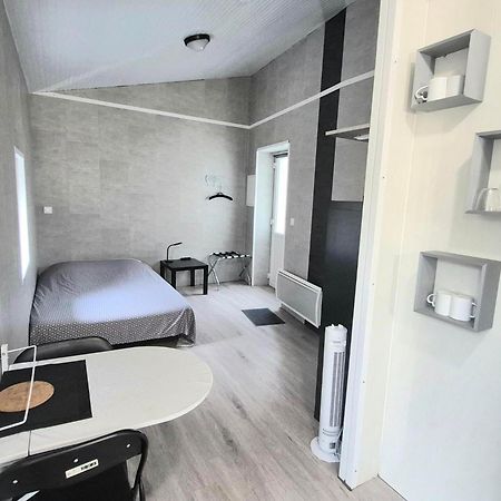 Studio Des Lacs - 2 Pers - Centre-Ville Brassac-les-Mines Zewnętrze zdjęcie