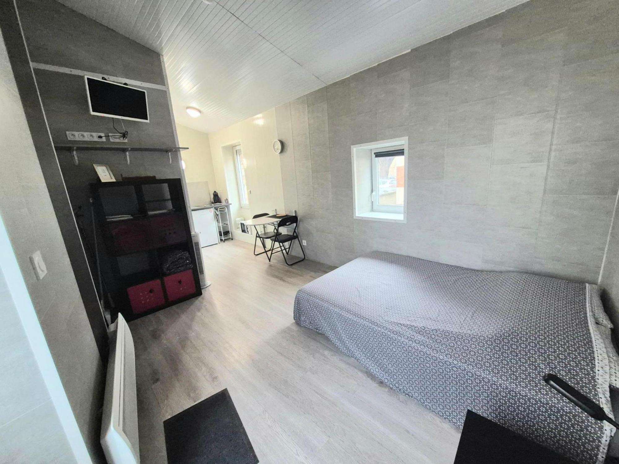 Studio Des Lacs - 2 Pers - Centre-Ville Brassac-les-Mines Zewnętrze zdjęcie